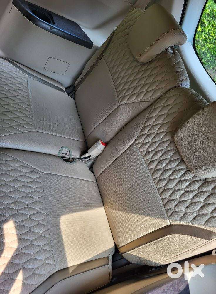 Maruti Suzuki Ertiga 1.5 Vxi Shvs, 2025, Petrol