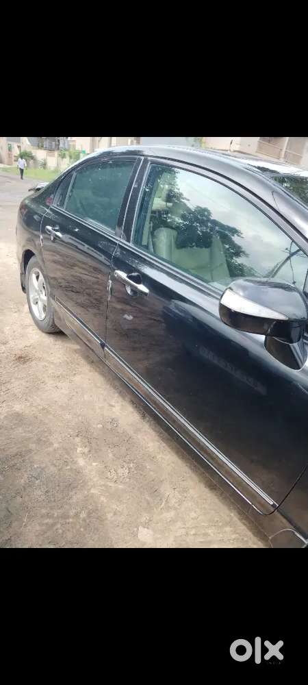 Honda Civic 2011 Petrol 98000 Km Driven