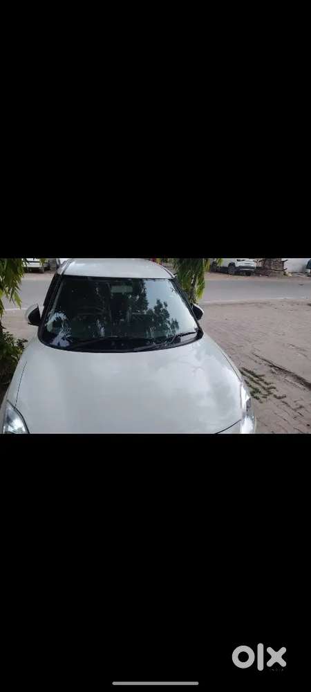 Maruti Suzuki Swift Vxi 2021