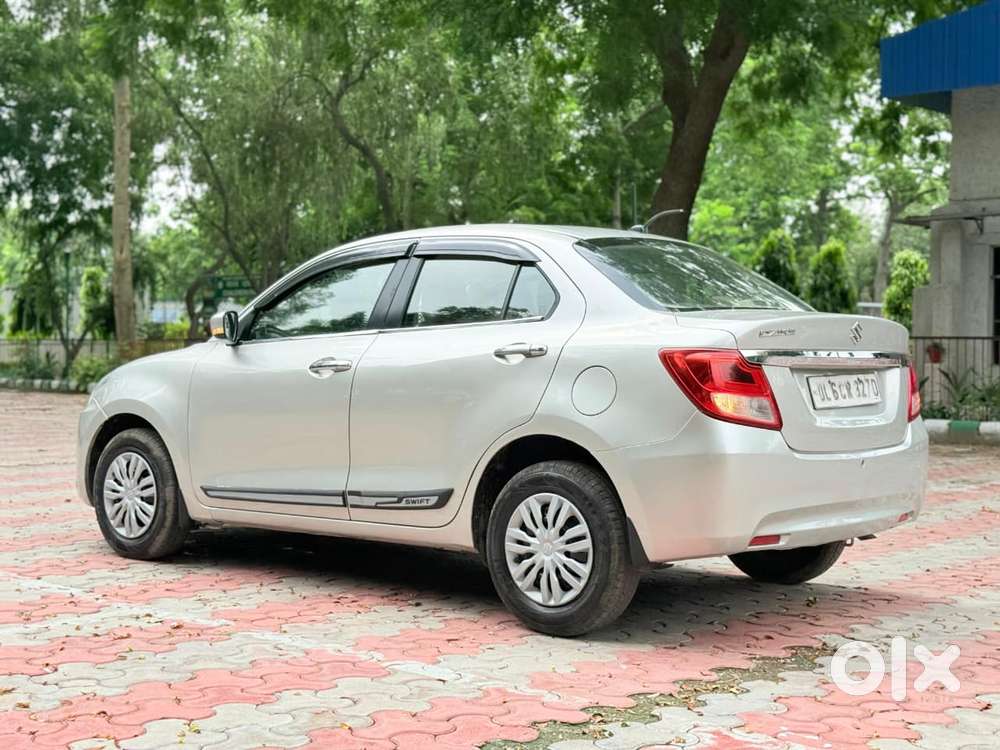 Maruti Suzuki Dzire 1.2 Vxi Amt, 2018, Petrol