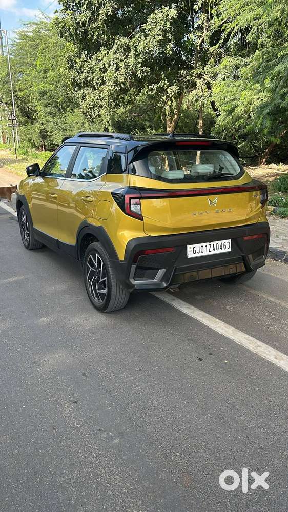 2026 Reg. Mahindra Xuv 3xo Ax7l Petrol Automatic (top Model)