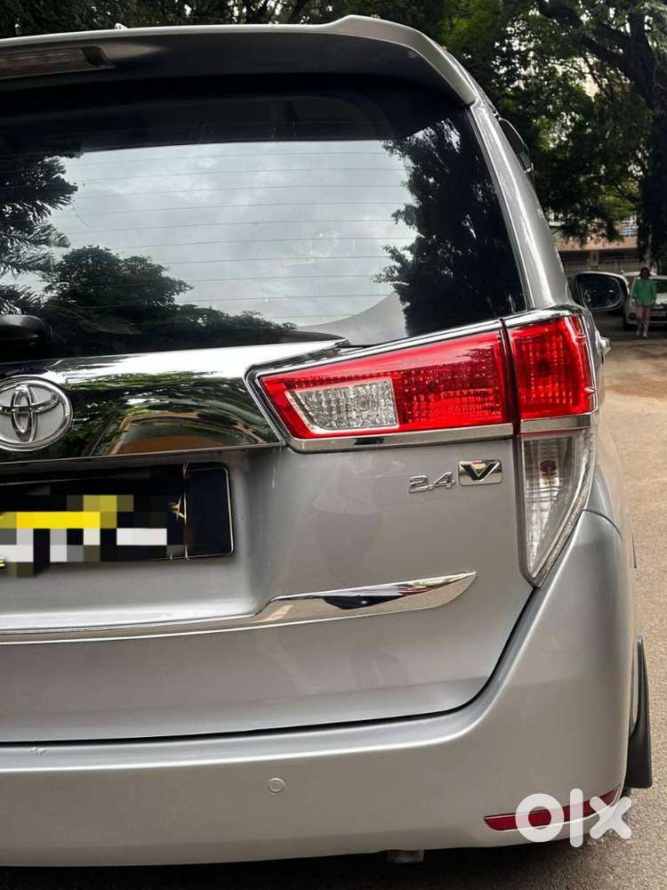 Toyota Innova Crysta 2.4 V, 2017, Diesel