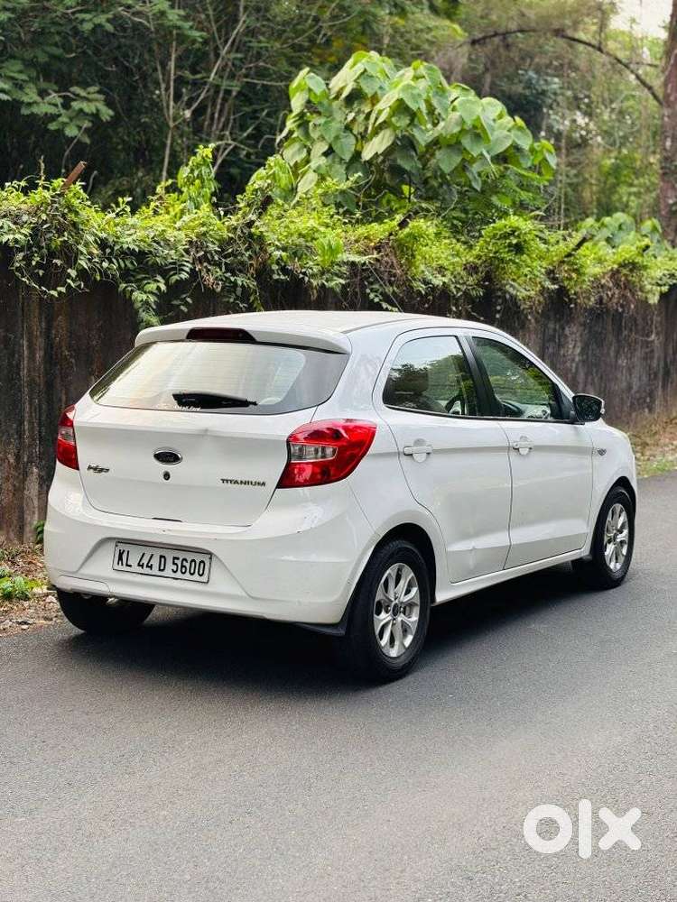 Ford Figo 1.5p Titanium At, 2015, Petrol