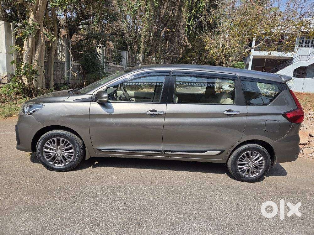 Maruti Suzuki Ertiga Zxi Plus Shvs, 2020, Petrol