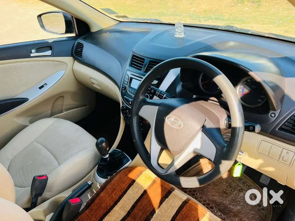 Hyundai Verna 2012 Petrol 98500 Km Driven