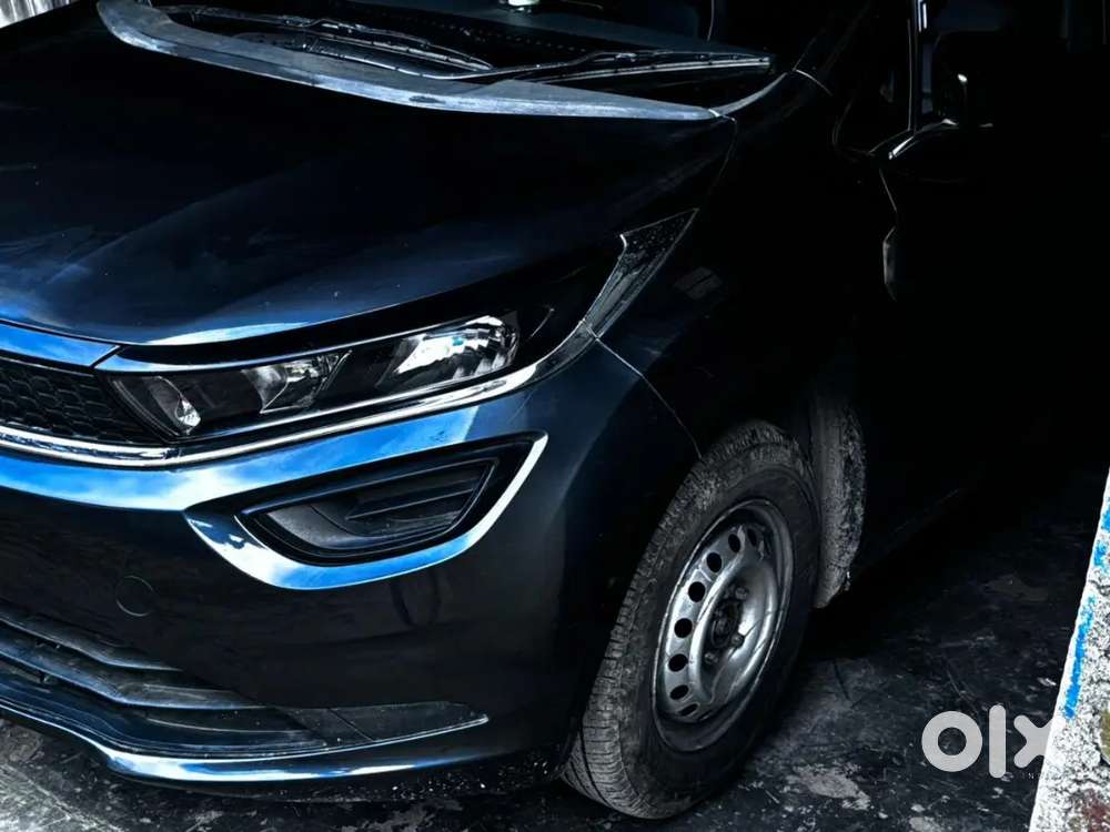 Tata Altroz Xe 2021