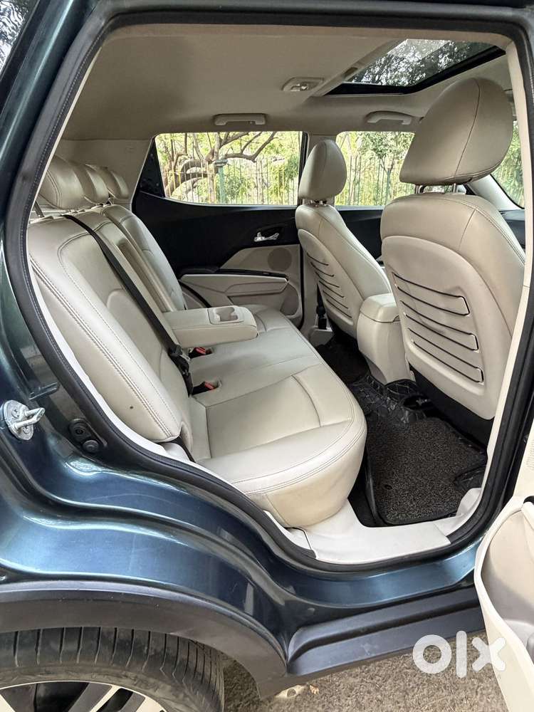 Mahindra Xuv300 W8 Option Diesel, 2019, Diesel