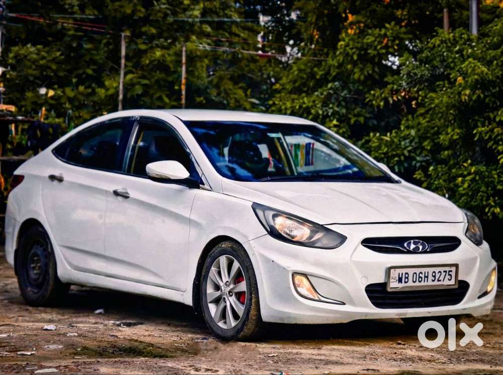 Hyundai Verna Crdi 1.6 Sx, 2012