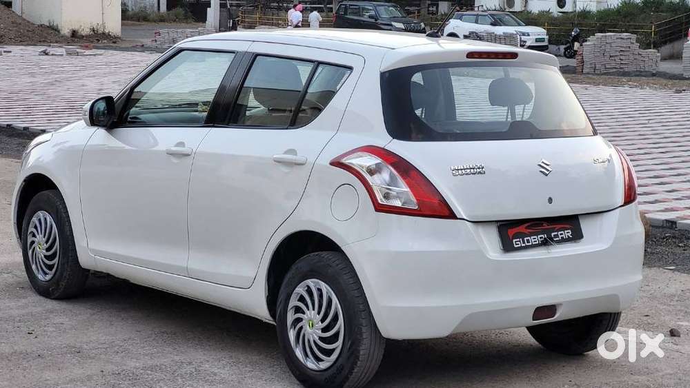 Maruti Suzuki Swift Vxi 1.2 Abs Bs-iv, 2014, Petrol