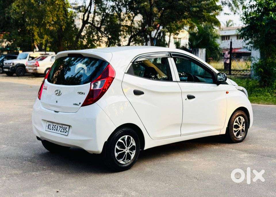 Hyundai Eon Era Plus Option, 2012, Petrol