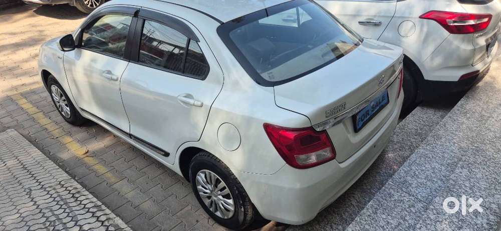 Maruti Suzuki Swift Dzire Vxi Optional, 2019, Petrol
