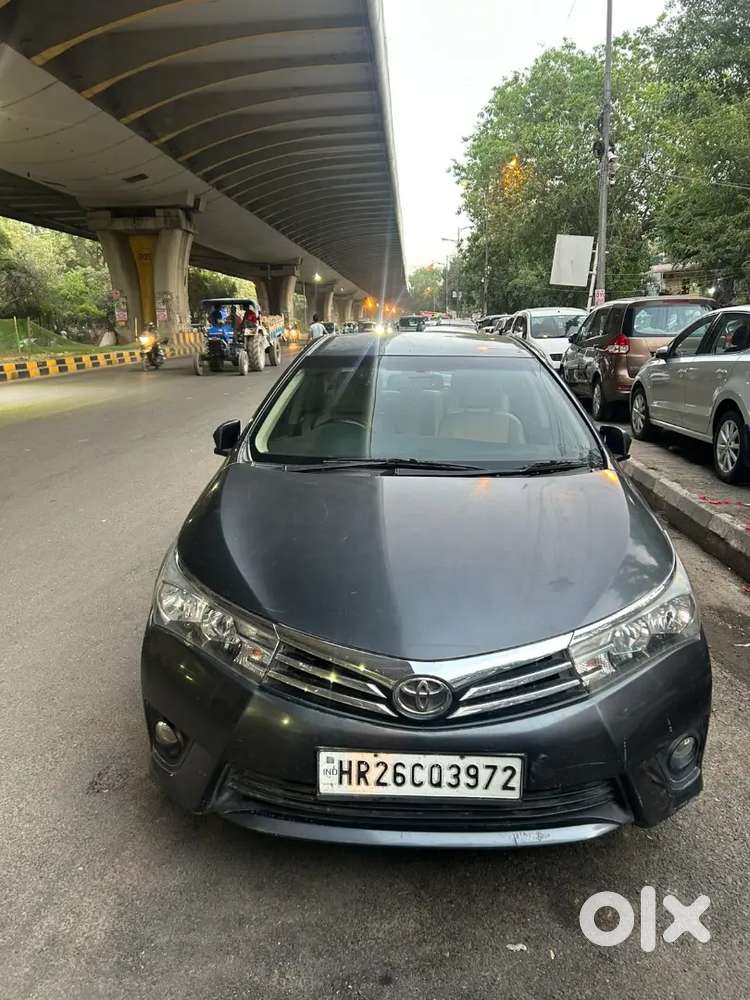 Toyota Corolla Altis 2015