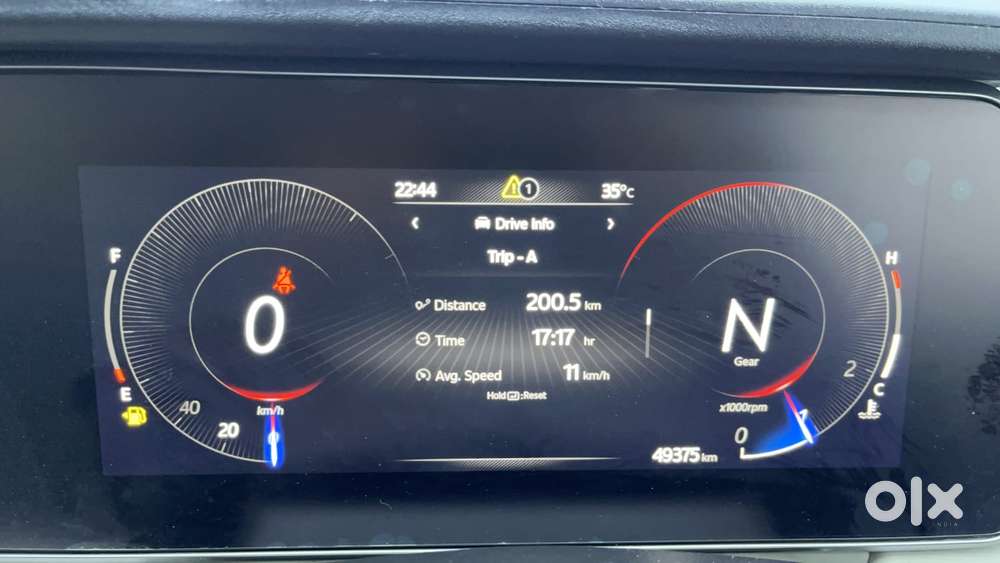 Mahindra Xuv700 2.2 Ax 5 Diesel Mt 7 Str, 2024, Diesel