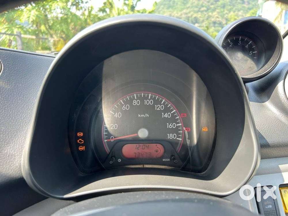 Maruti Suzuki A-star Zxi, 2010, Petrol