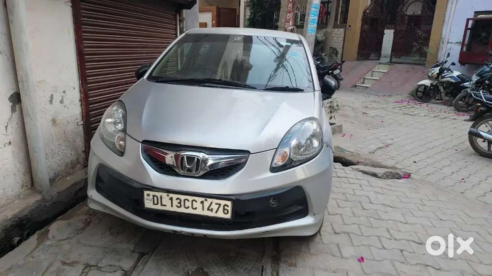 Honda Brio 2012 Petrol Well Maintained