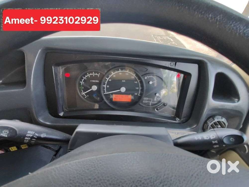 Force Motors Trax Cruiser 9 Str Ac, 2016, Diesel