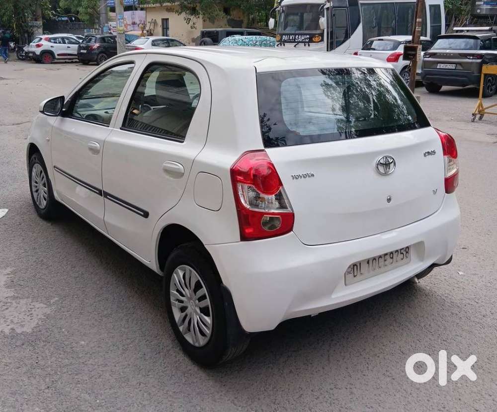 Toyota Etios Liva G Exclusive, 2015, Petrol