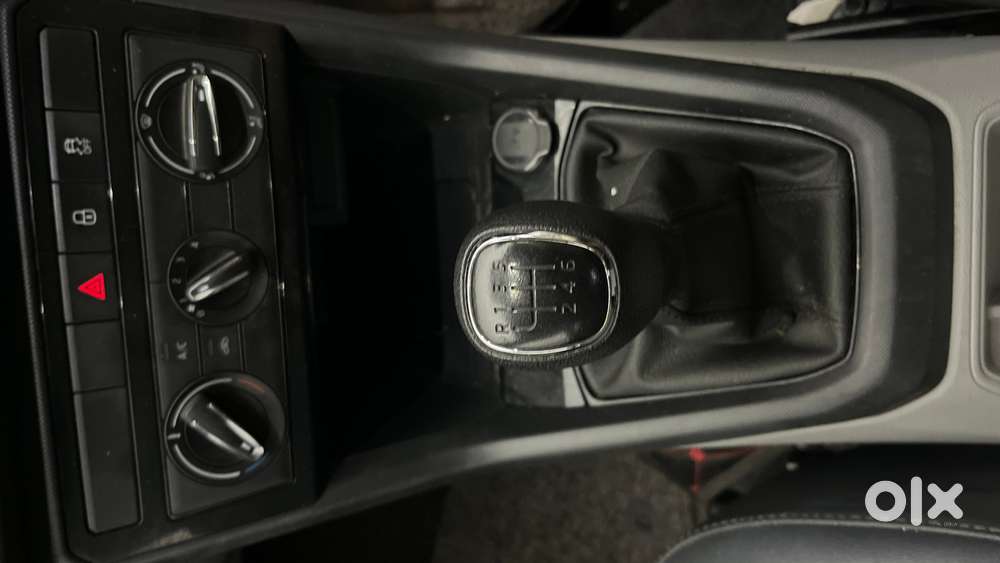 Skoda Kushaq 1.0 Tsi Active, 2022, Petrol