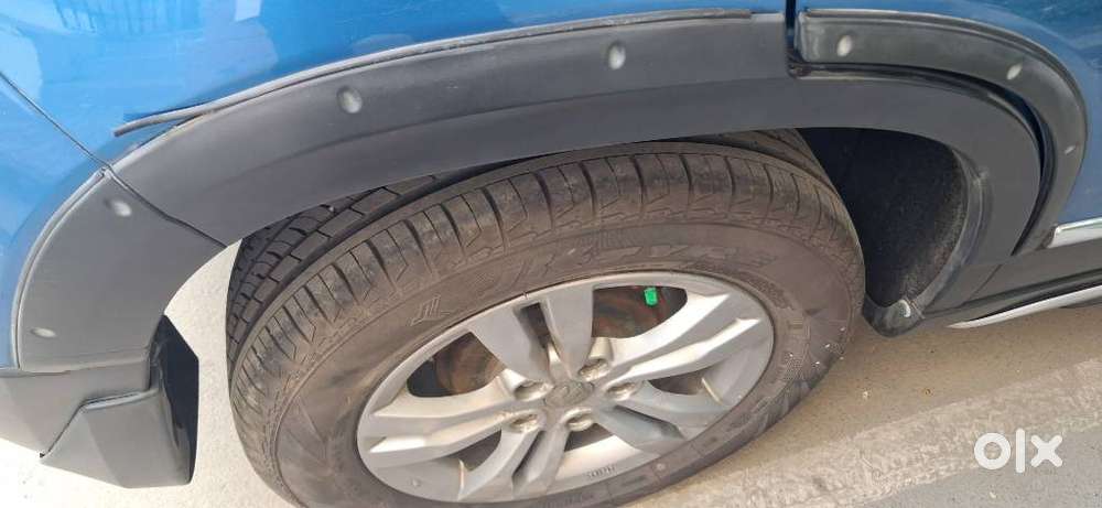 Maruti Suzuki Brezza Zdi+ Dual Tone, 2016, Diesel