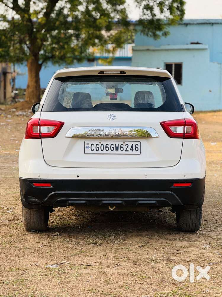 Maruti Suzuki Brezza 1.5 Vxi Smart Hybrid, 2022, Petrol