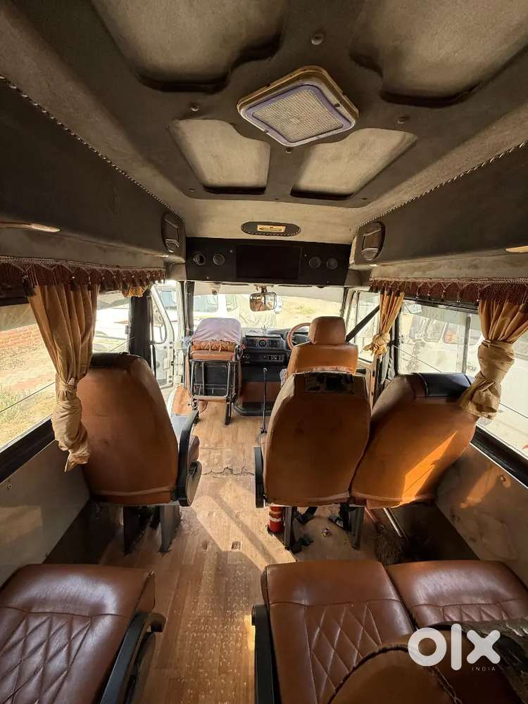 Force Motor 12 Seater Ac Good Condition