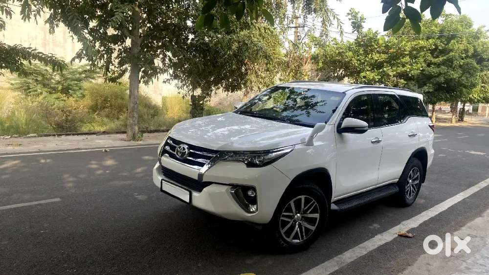 Toyota Fortuner 4x4 Automatic 2017 Diesel Excellent Condition