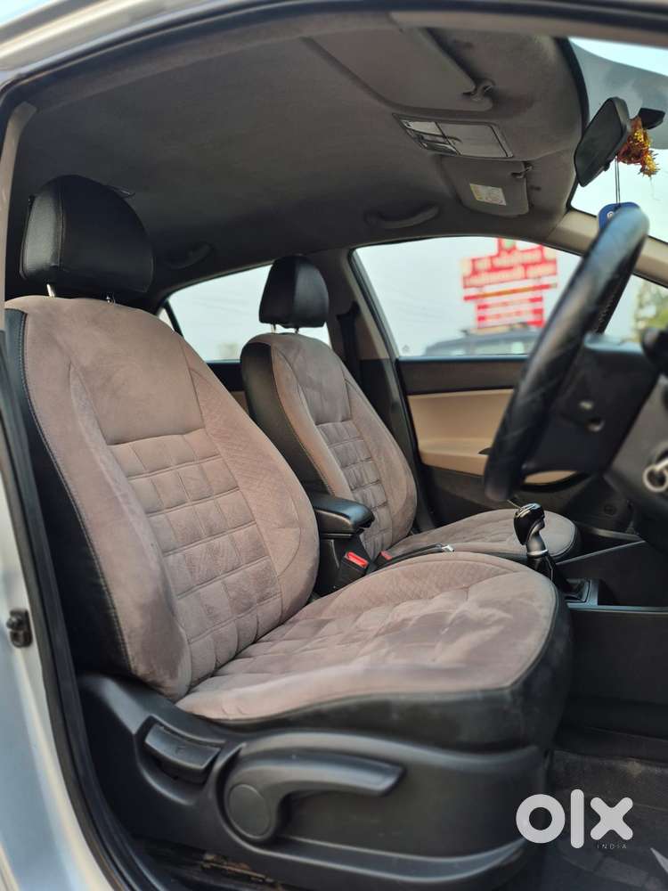 Hyundai I20 Asta 1.2 Mt Dual Tone, 2020, Diesel