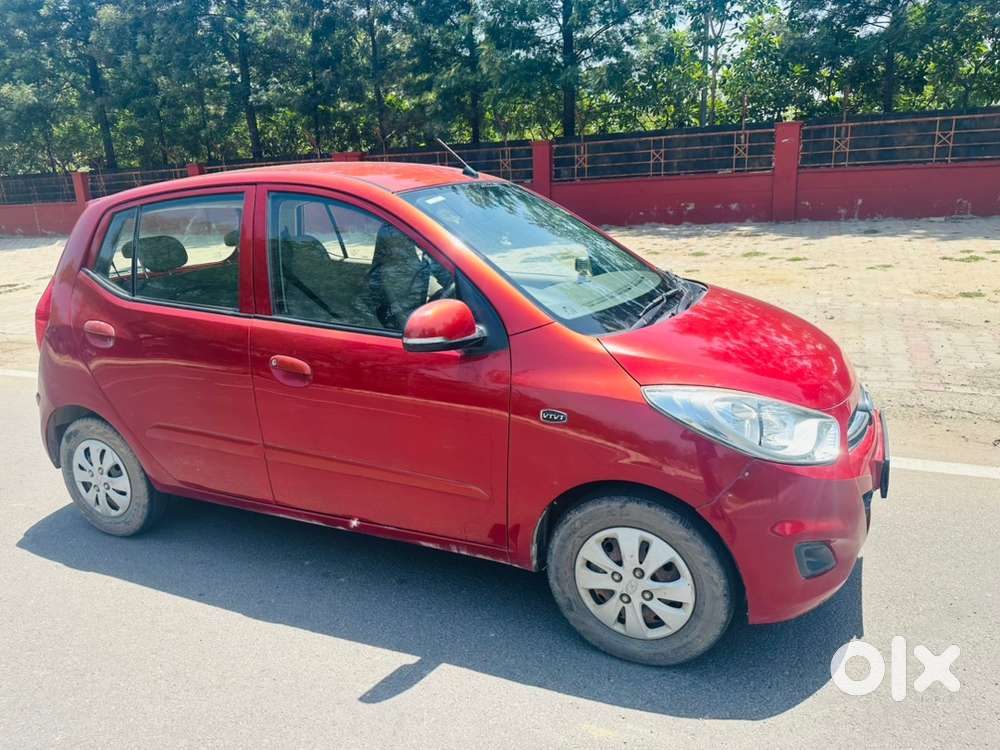 Hyundai I10 Automatic Sportz Petrol 2013