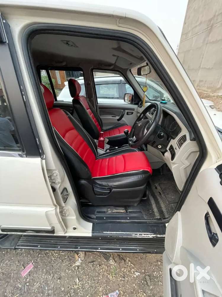 Mahindra Scorpio Classic 2016