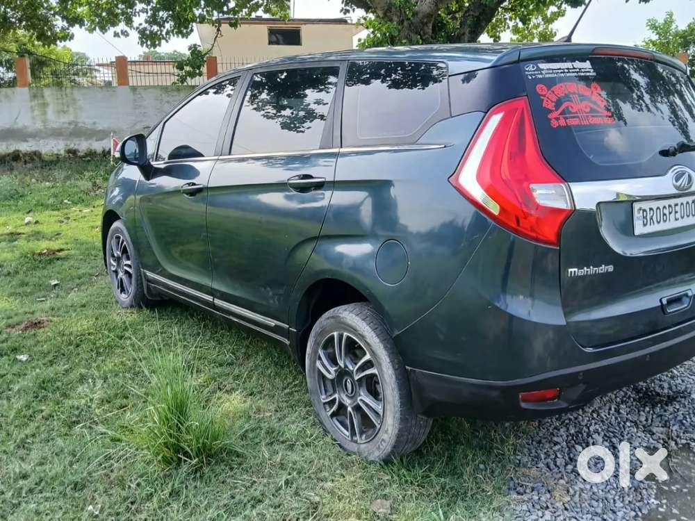 Mahindra Marazzo M8, 2018, Diesel