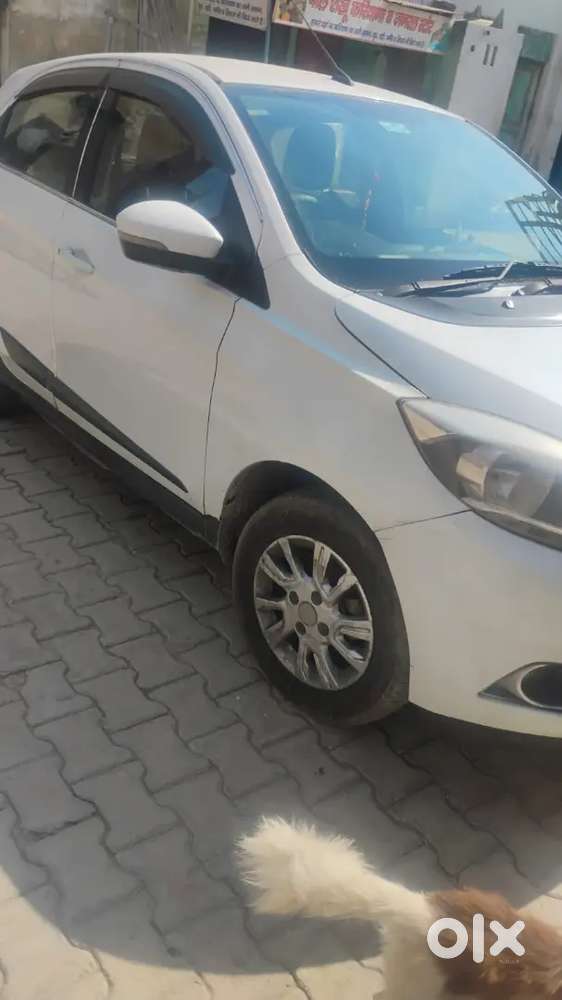 Tata Tiago Xz Opt 2018 मॉडल