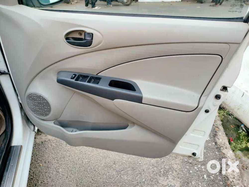 Toyota Etios Model 2015 Owner First Insurance Full Km.180000 Service R