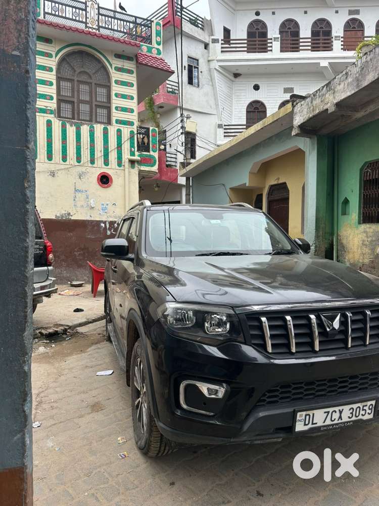 Mahindra Scorpio N 2024 Petrol Well Maintained