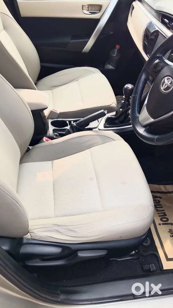 Toyota Corolla Altis 2016