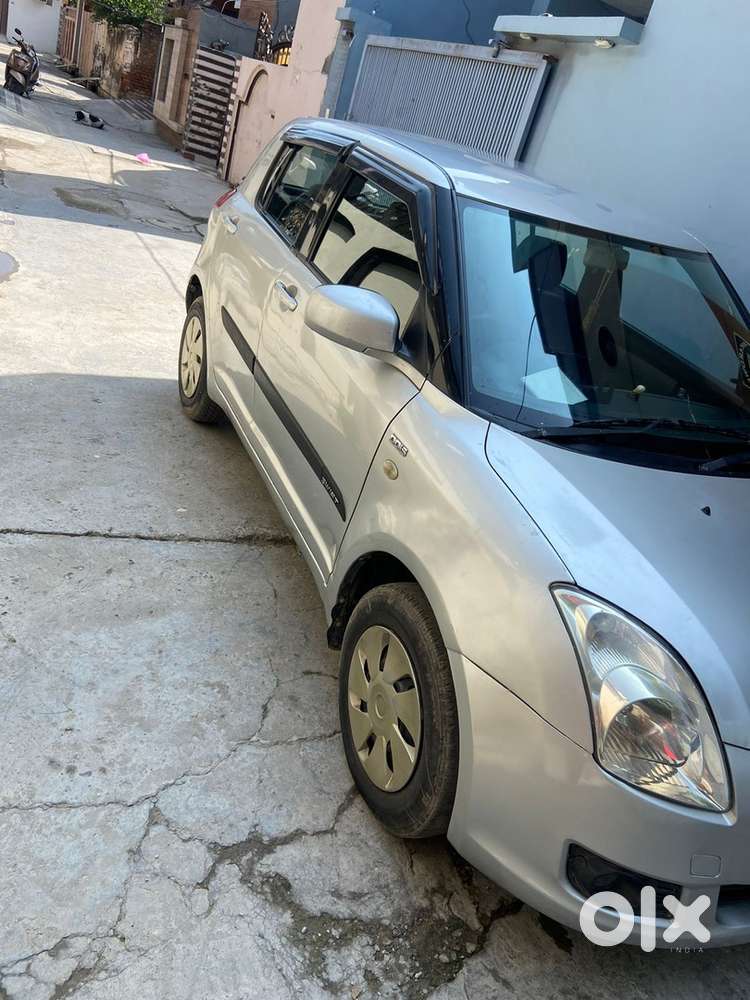 Maruti Suzuki Swift 2009 Petrol