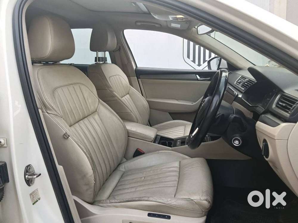Skoda Superb Style 1.8, 2018, Petrol