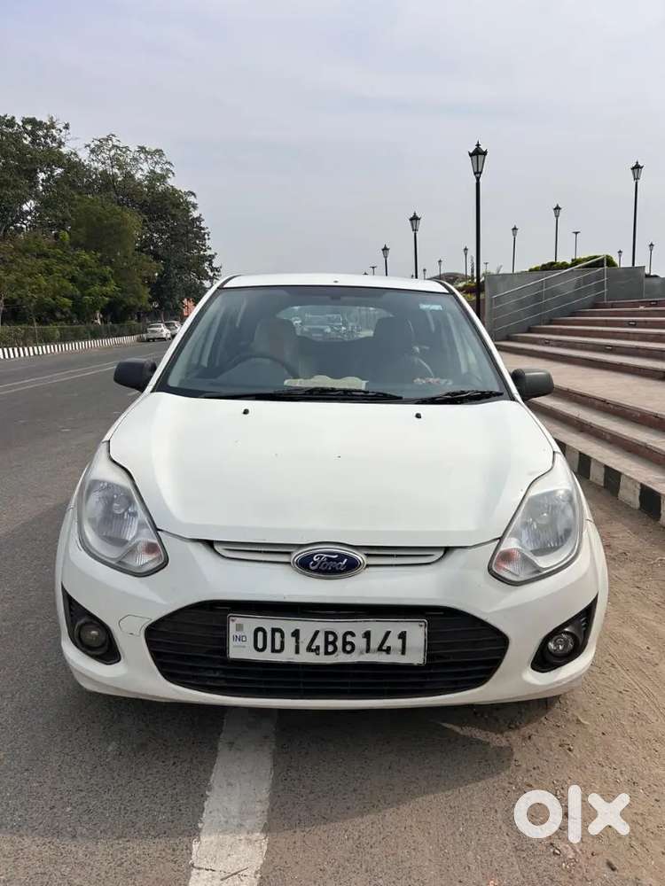 Ford Figo(2014)