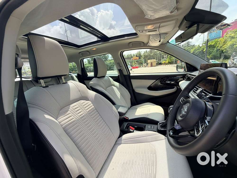 Maruti Suzuki Victoris Zxi Plus(o) At, 2026, Cng & Hybrids