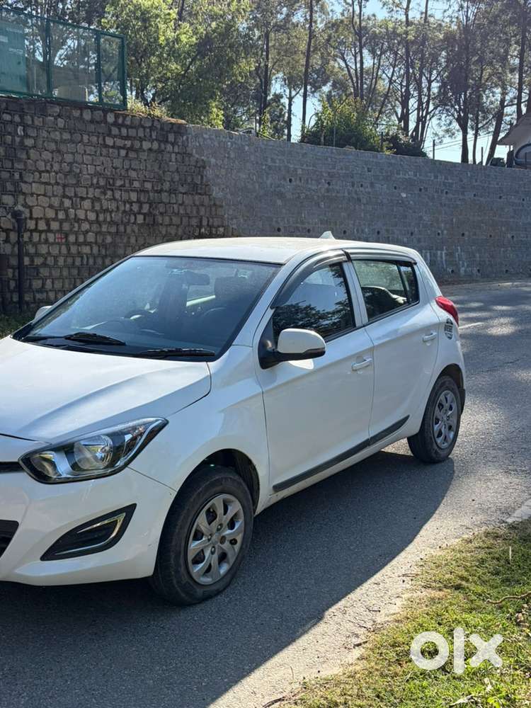 Hyundai I20 Sportz 2012