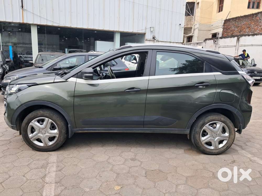Tata Nexon 1.2 Revotron Xm (s), 2021, Petrol