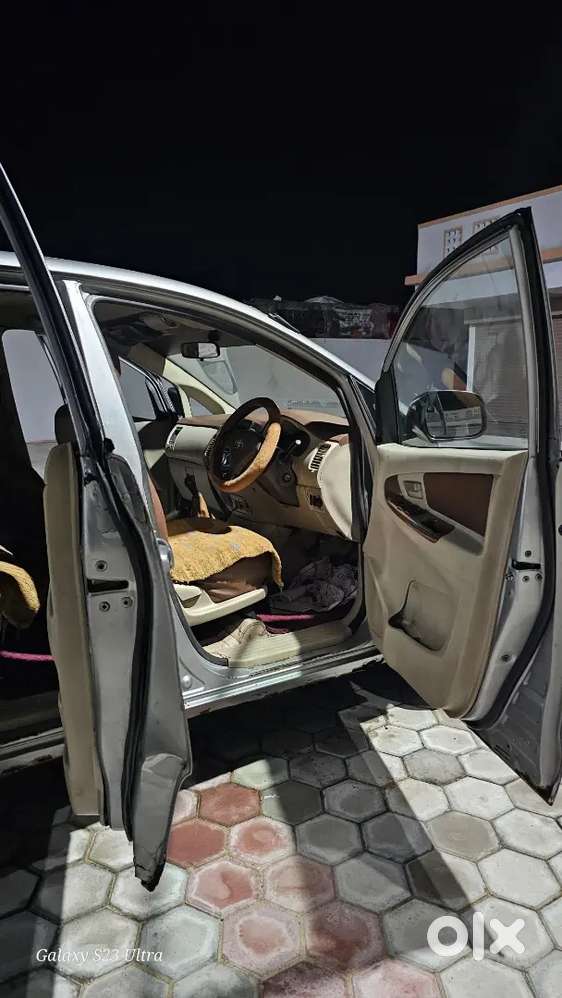 2007 Toyota Innova 7 Seater