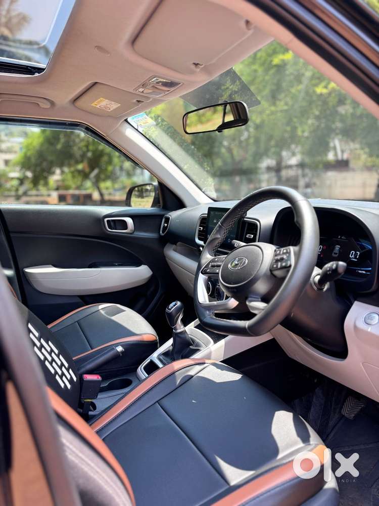 Hyundai Venue [2022-ongoing] 1.5 Crdi Sx, 2025, Diesel