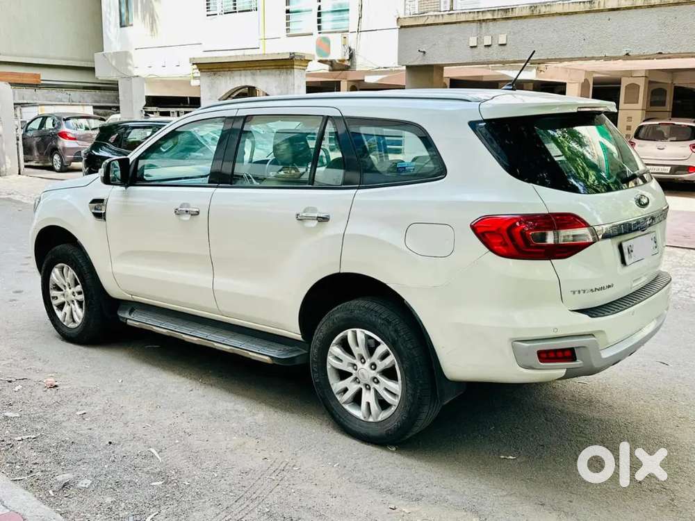 Ford Endeavour Titanium 4x2 2019 Diesel