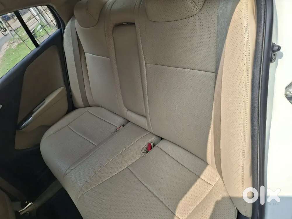 Honda City Petrol 2015 Variant
