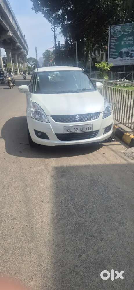 Urgent Sale, Moving Abroad, Maruti Suzuki Swift 2011 Diesel Manual