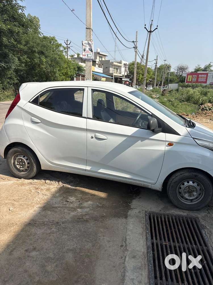 Hyundai Eon 2012 Petrol+cng 118000