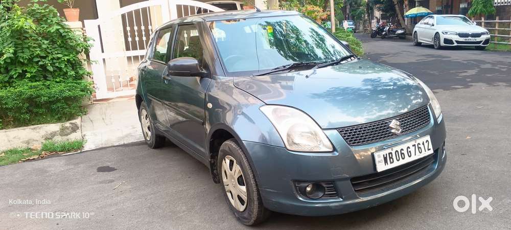 Maruti Suzuki Swift Vxi 1.2 Abs Bs-iv, 2011, Petrol