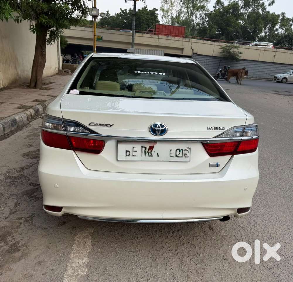 Toyota Camry Hybrid 2.5, 2016, Petrol