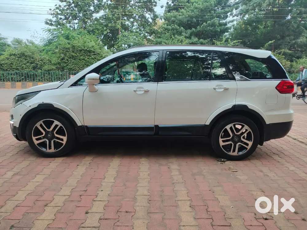 Tata Hexa Car