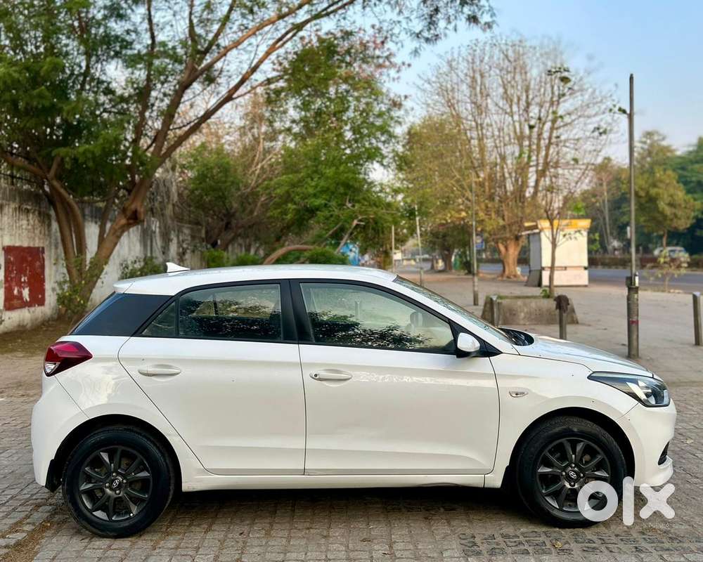 Hyundai I20 Magna 1.2 Mt, 2015, Petrol